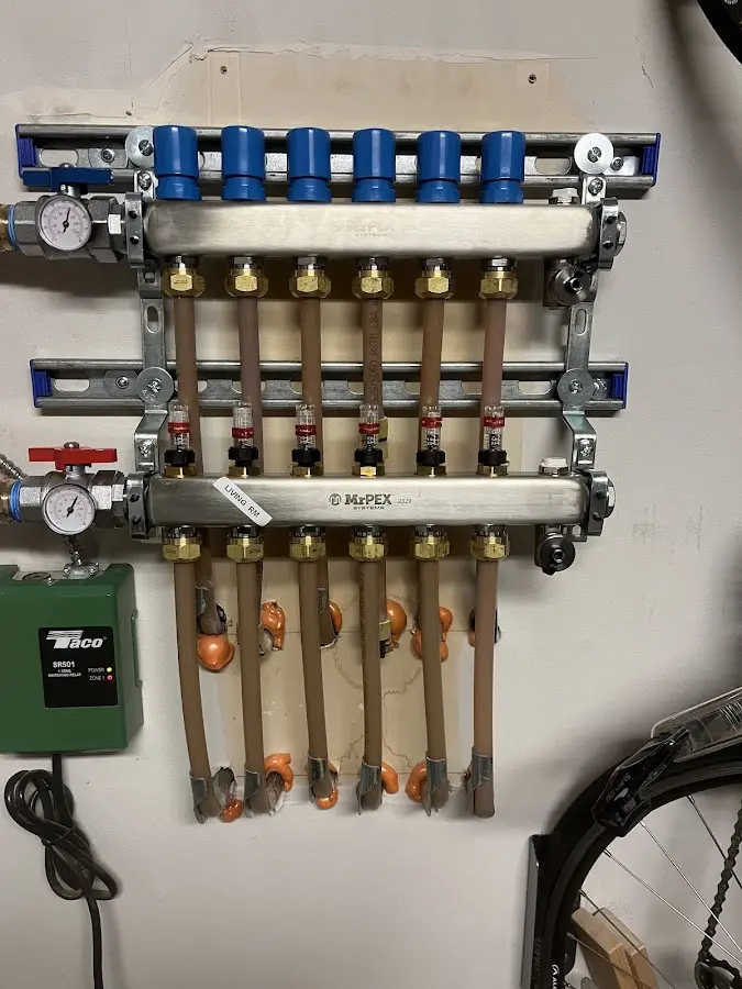 Plumber performing Leak Detection at a residential property in Norridge